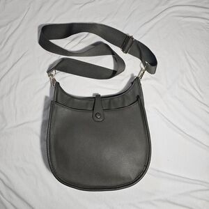 Ahdorned Messenger Crossbody Bag Green vegan leather